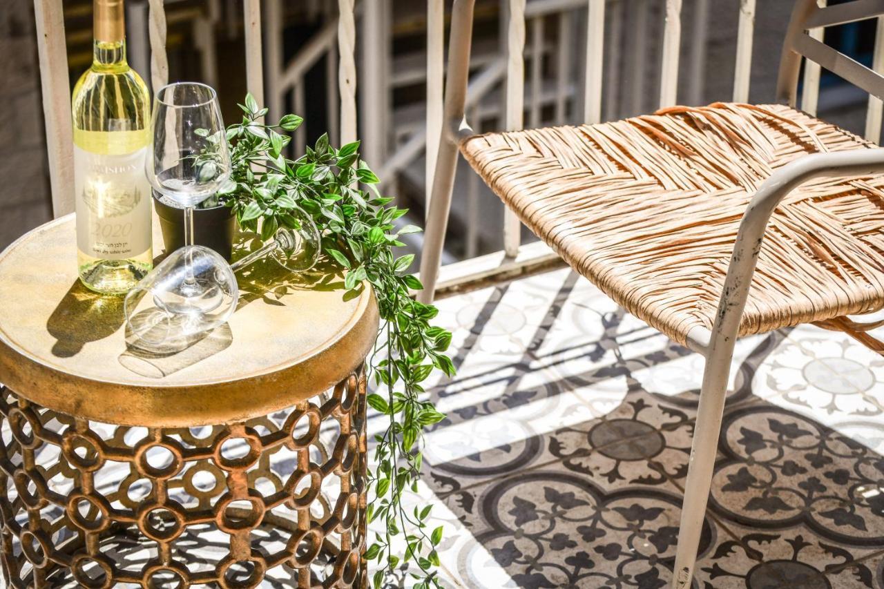 Mamila Pearl, Near Old City - Big Succah During The Holiday Jerusalem Exterior foto